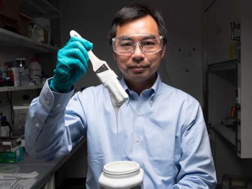 183254996962-whitest-paint