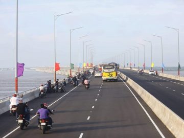 9240_received_528691248997754