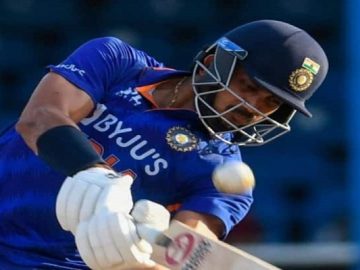 Indian-team-beat-West-Indies-by-2-wickets-in-2nd