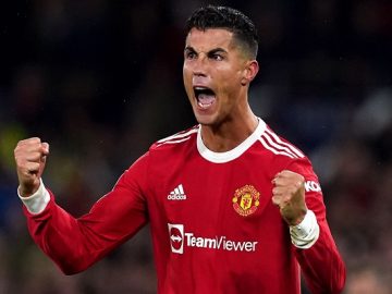 ronaldo-united-20220714101638