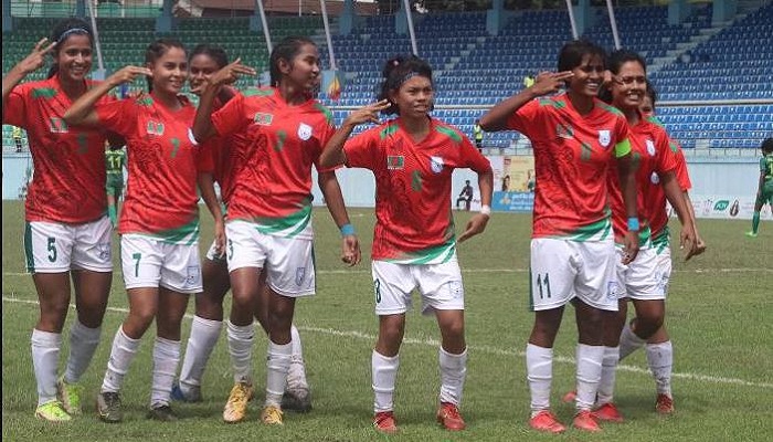 বাংলাদেশ নারী ফুটবল দল, ছবি বাফুফে