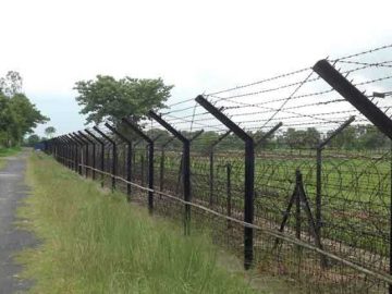 112418kalerkantho_pic