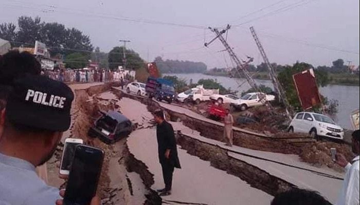 শক্তিশালী ভূমিকম্পে পাকিস্তানে ৯ জনের প্রাণহানি