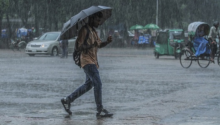 অবশেষে রাজধানীতে স্বস্তির বৃষ্টি