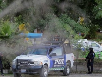 সাদাকালো নিউজ (12)