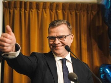 সাদাকালো নিউজ (128)