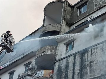 সাদাকালো নিউজ (159)