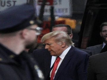 সাদাকালো নিউজ (180)