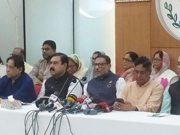 সাদাকালো নিউজ (82)