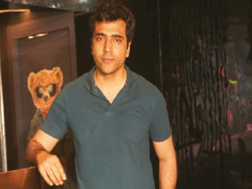 আবীর চট্টোপাধ্যায়