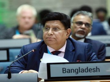 আব্দুল মোমেন