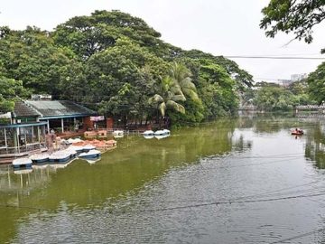 ধানমন্ডি লেক