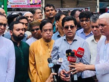 মেয়র তাপশ