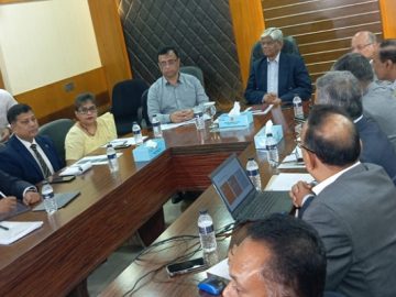 অর্থ উপদেষ্টা