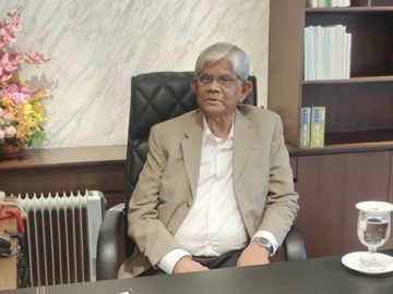 অর্থ উপদেষ্টা