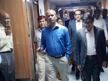 আসিফ নজরুল1