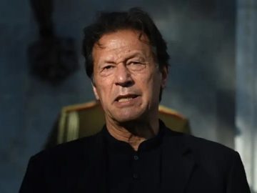 ইমরান খান