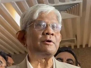 উপদেষ্টা সালেহউদ্দিন