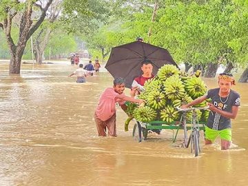 নিম্নাঞ্চল প্লাবিত