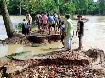 cumilla-bonna-road-040924-01-1725428420