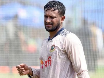 ক্রিকেটারের বিদায়