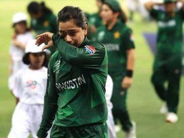 পাকিস্তান অধিনায়ক